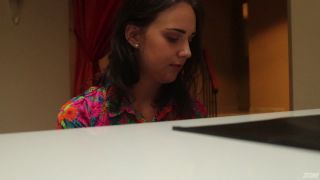 zishy oxana chic sings-7