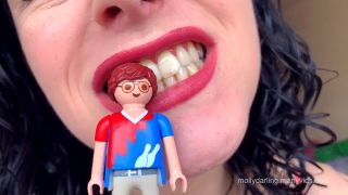 Fetish Porn Molly Darling – Giantess Threatens To Eat You – Vore-0