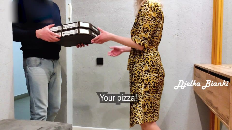 DjelkaBianki in Pizza delivery man recognizes model Jelka Bianchi  ...