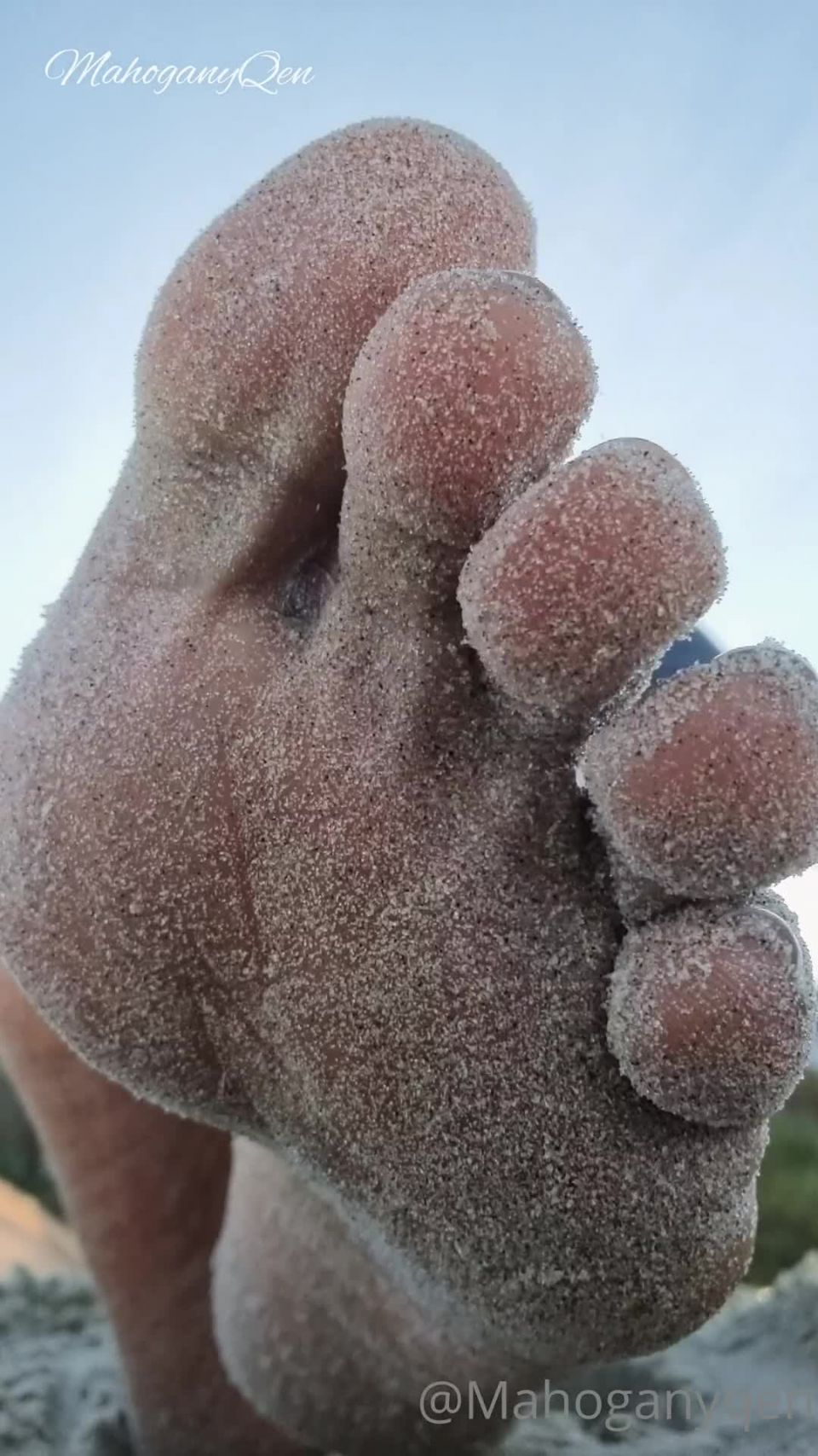 online video 7 femdom hard whipping MahoganyQen – Lady Mahogany – My Feet So Dirty Cum Lick Off All The Sand Now, foot on femdom porn