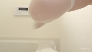 Cute Japanese Girl Masturbates While Rubbing Her Pussy. She Pees And Cu.-3