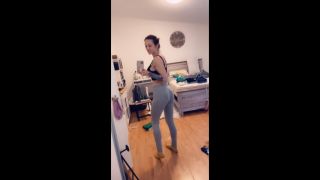 Sofia Sunshine - xsofiasunshine () Xsofiasunshine - folding laundry and teasing you 10-03-2021-9