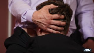 Brysen, Joey Mills “Tailored For Cock” (Bareback)  – gaybbtrans.-1