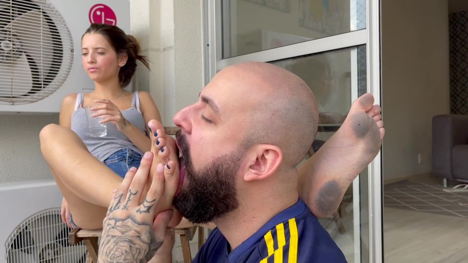 online clip 46 royal fetish xxx femdom porn | Gg Producer – Cleaning Paulinhas Dirty Feet Spit Bonus | foot licking