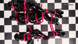 LatexLolaNoir - Strapped Drones.-6