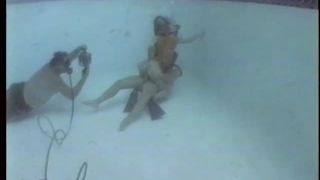 SexUnderwater e0749 The Webb's   Behind the Scenes TwinHose Scuba Fuck 2 (mp4)-6