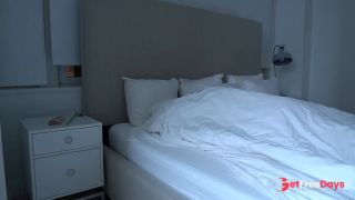 Cumming to Nyc Solo vlog-0