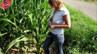 [K2S.CLUB] Kiss-Maria - Geilster Spaziergang am Maisfeld - HD 720P-2