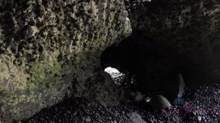 Lola Fae's Beach Seduction Adventure Unveiled - Watch Now-6