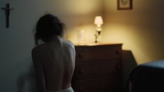 Margaret Qualley: Hot Actress Secrets EXPOSED! 🔥👀-2