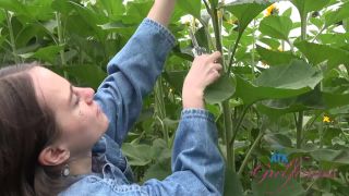 [ATKGirlfriends] Sia Wood Farm Date 1 [06.22.23] [1080p]-5