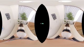 UltraHD 2K Japanese Fetishes POV in Bubble Socks VR Experien-7