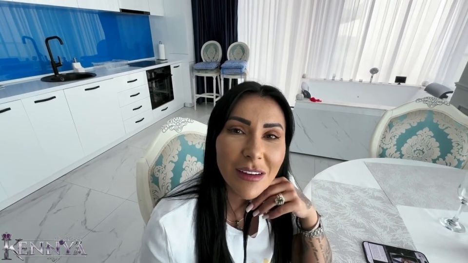 Mistress Kennya Day -A Weekend With Mistress Kennya Day 1.