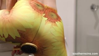 E25 Wet, hairy and blonde - Solo-3