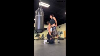 Kelsi Monroe Sexs Hard The Gym Onlyfans (Pornstar)-2