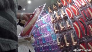 Mompov.com - BreeAnn & Liezel BTS from the 3way-4