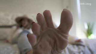 porn clip 43 stella liberty stlla ltvc fuzzy white slippers | fetish | fetish porn cigar fetish-5