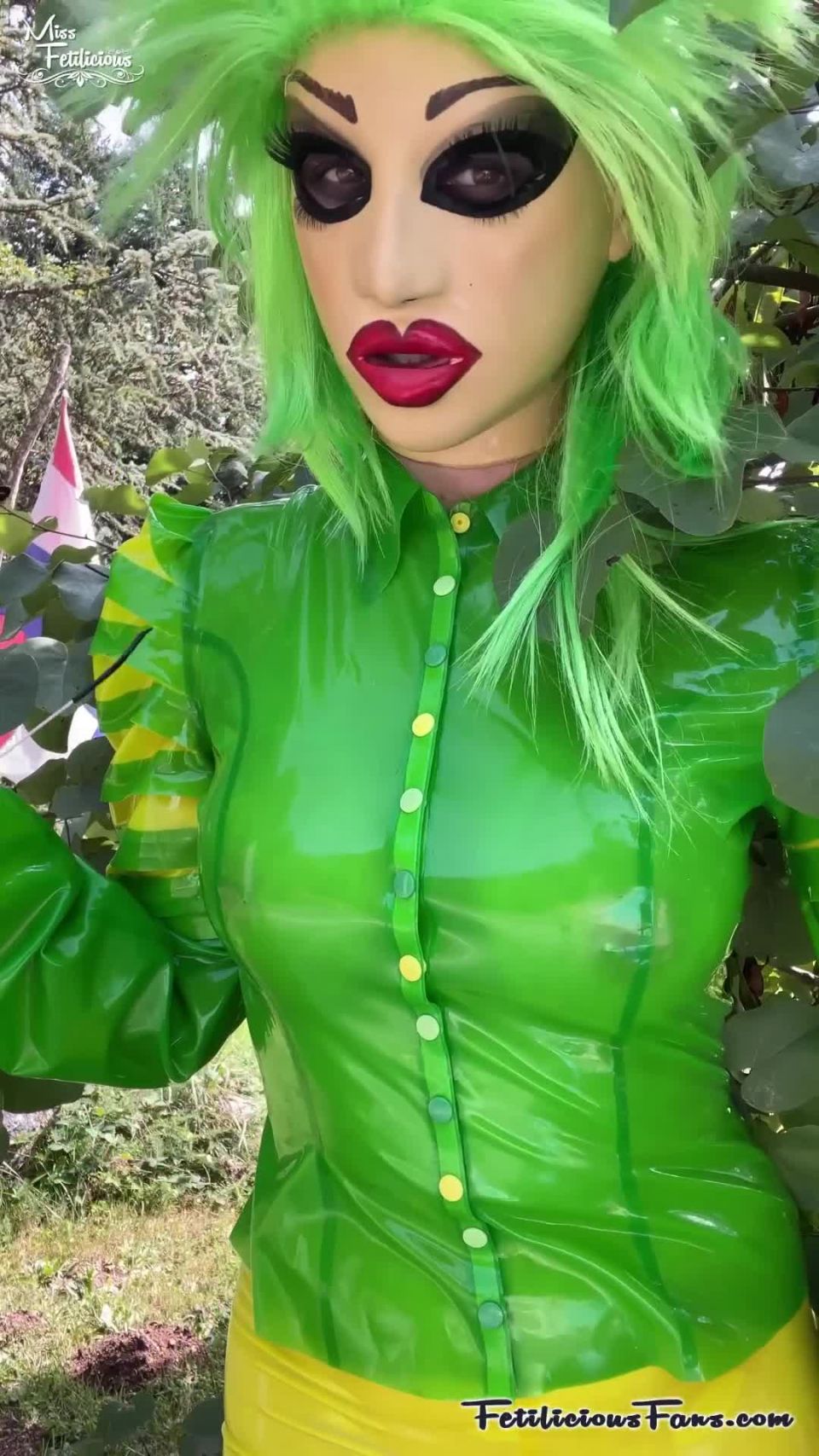 The Green Punk Girl Dress Up - FetiliciousFans.