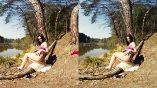 083  Long Leg Evelin Outdoor In Forest Masturbate With Dildo  3DVR180 S-2