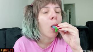 [xvore.to] Swallowed Whole by Innocent Cousin keep2share k2s video-5