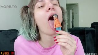 [xvore.to] Swallowed Whole by Innocent Cousin keep2share k2s video-9