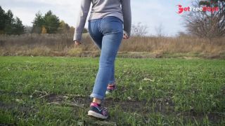 [GetFreeDays.com] Milf With Phat Ass Walking Outdoors In Loose Jeans Porn Leak December 2022-3