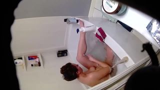 college_teen_girl_in_bathtub_perfect_body_spy_voyeur-5