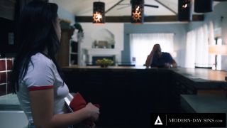 6284 Romantic Gal Ritchie Falls Quickly For Hot Stranger Dilf...-6