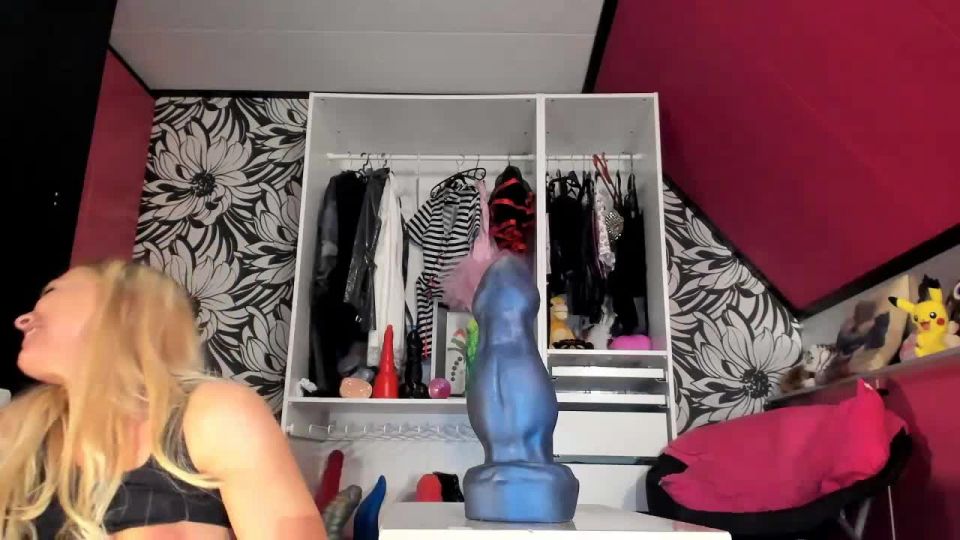 porn clip 11 big dildos  toys  