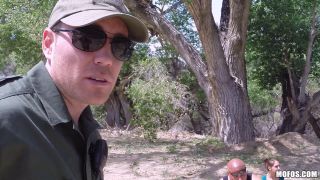 US Immigration Police Fuck A Young Immigrant Girls - Public-1