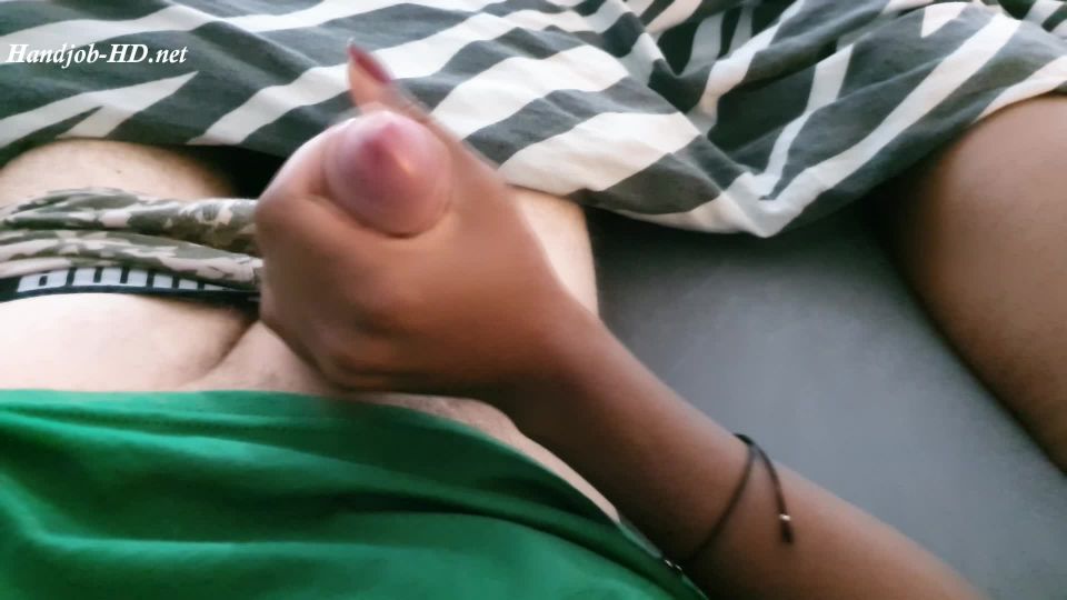 [handjob-porn.com] Mia Marley – Giving him a good morning handjob