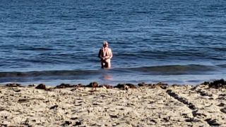 M@nyV1ds - Cameron Skye - Milf w Huge Tits Flashing Pussy on Beach-8