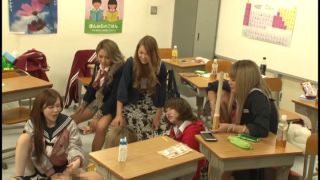 Yoshikawa Aimi, Hasegawa Natsuki, Futaba Yukina, MIRANO (Amateur porn)-2