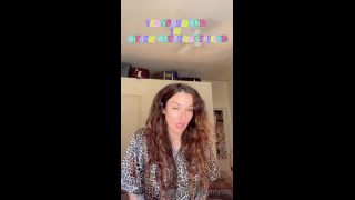 giaisabellaxx H265 2022-09-28 watching storm chaser livestreams &amp; getting all worked up  gonna be in the dms 3--5