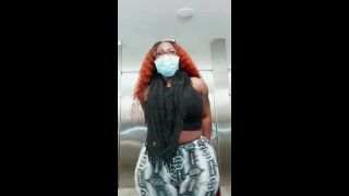 Mizzbeethebodyxxx () - morning in my second home the airport 16-11-2020-3