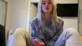online adult clip 32 foot fetish dom feet porn | Sofia Studios — Kinky Mistress Sofia — I m Looking Cute While I Give You A Bb Handjob | kinky mistress sofia-2