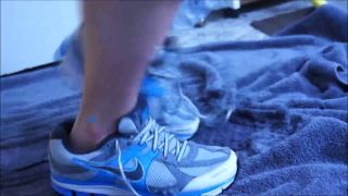 Custom Fetish - Amber s Squishy Sneaker Shower - Fetish-6