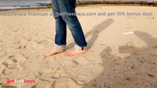 walk on the beach ends with an insertion in the cock, brunette, big ass, busty, big cock, man in und-1