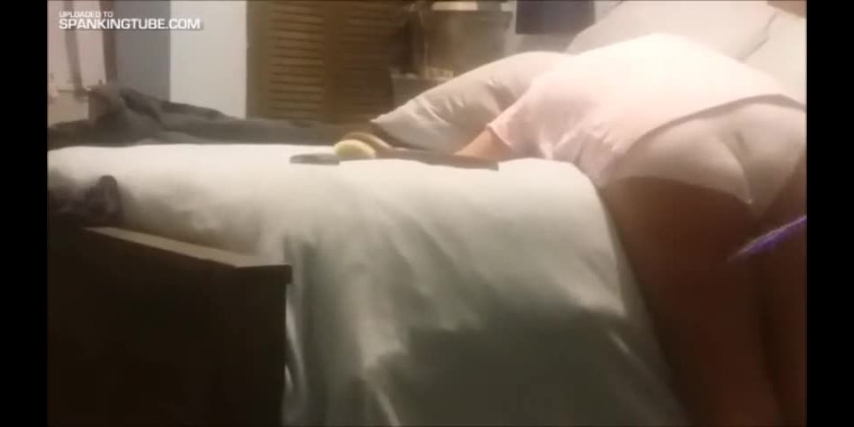 [HotSpanker.com] jeans fetish Hijo castiga asu madre por salir con hombres, mother spanking on old/young