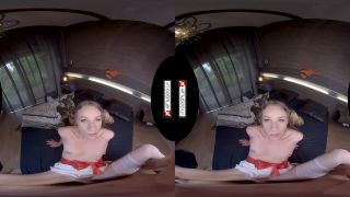 Catherine A XXX Parody – Angel Emily (Oculus Go 4K)(Virtual Reality)-8