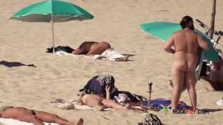 Naturist plage brings the best out of two hot  girls-3