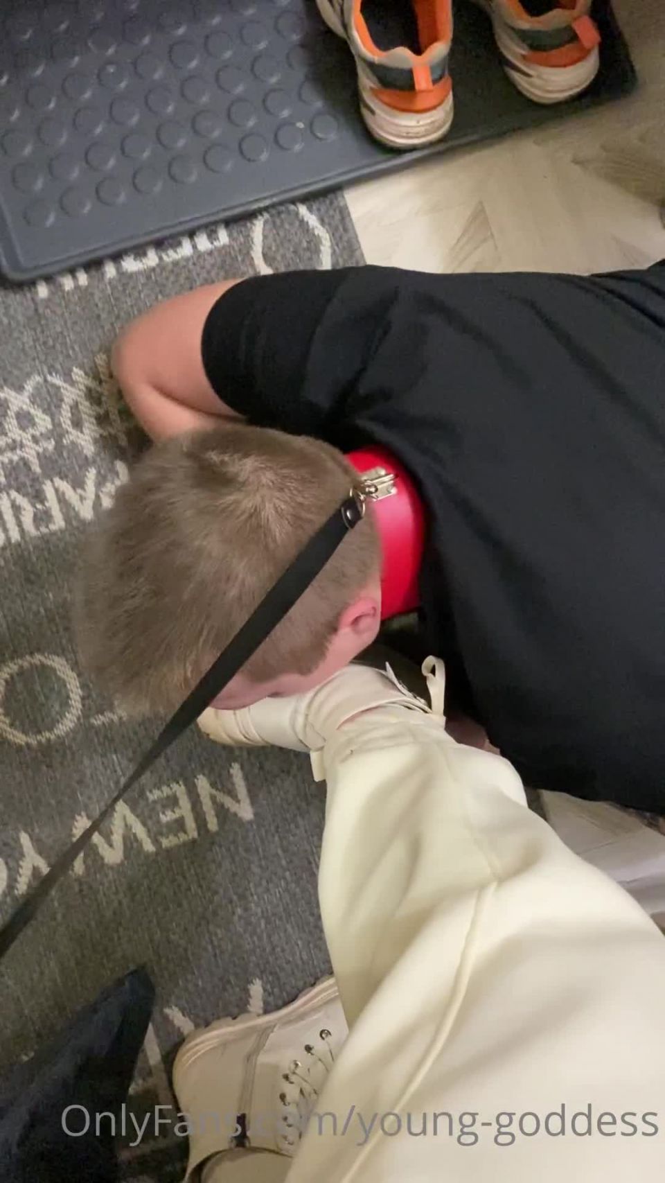 Young Goddess(2020-12-13) Young Goddess (V)