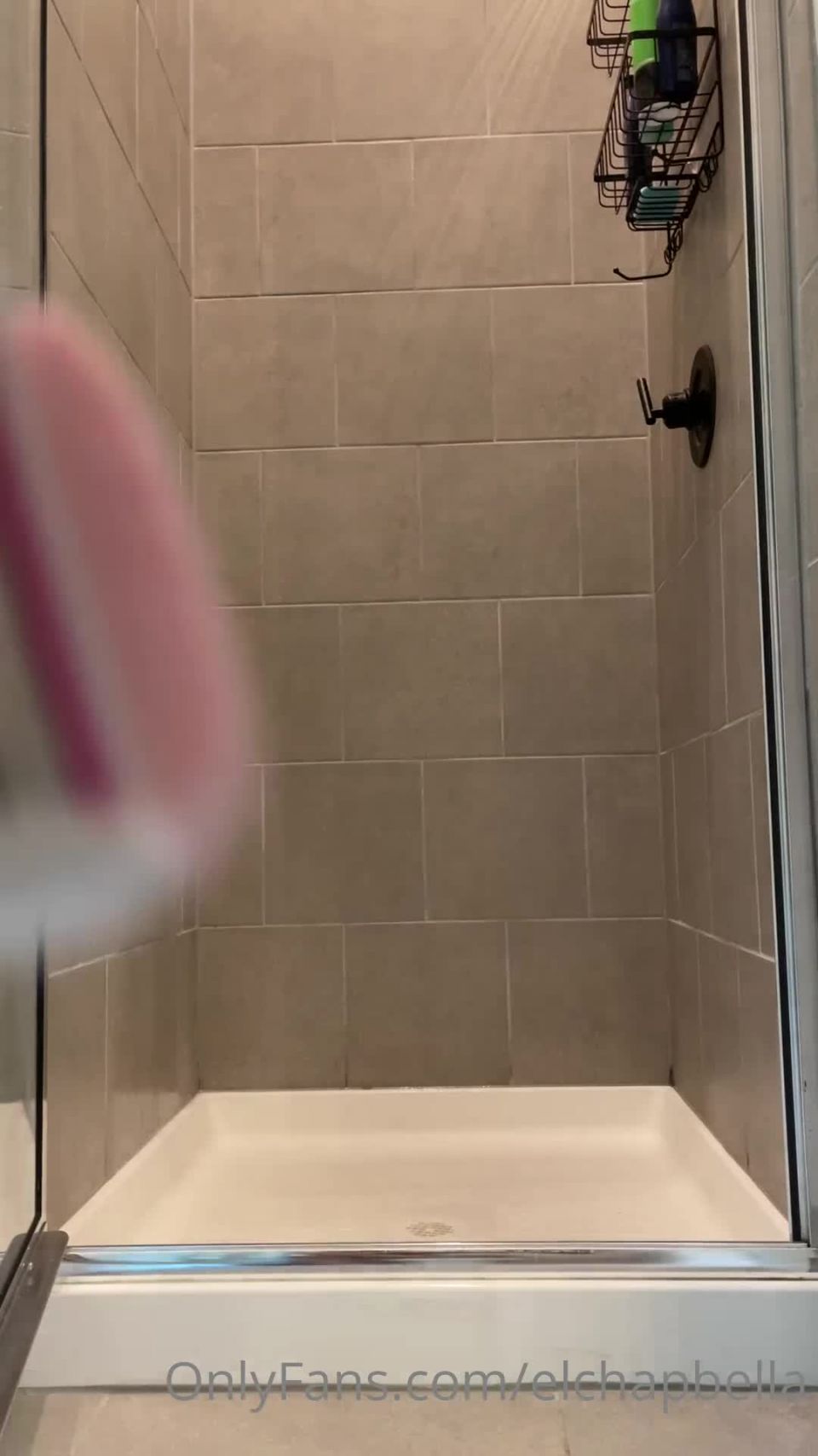 Onlyfans - bansheebel - New shower means new dirty things to do - 16-03-2021