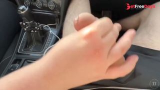 Topless in evening traffic - he squirted his semen before the lights turned green-4