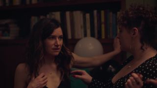 Kathryn Hahn, Katie Kershaw – Mrs. Fletcher s01e07 (2019) HD 1080p - (Celebrity porn)-4