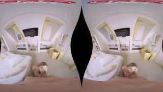 Girlfriends First VR Scene-9