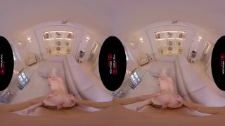 xxx clip 38 porno big lips blowjob Spring Break Part II – Nikki Nuttz, blowjob on virtual reality-7