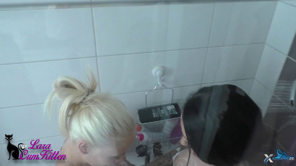 [K2S.CLUB] Lara-CumKitten - Heftiger Girls Sex in der Dusche während Geburtstagsfeier - FullHD 1080P