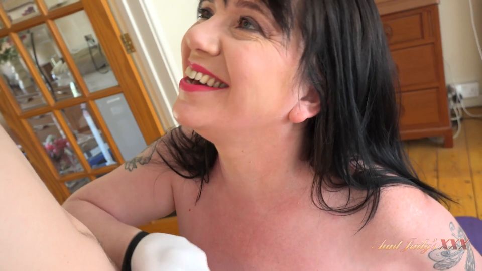 Aunt Judys XXX 25 10 10 Kjirsten 1080p MP4 - WRB - Kjirsten