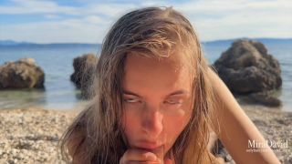 Video Babe Gets Fucked And Creampied On The Beach  Amateur Couple M...-1